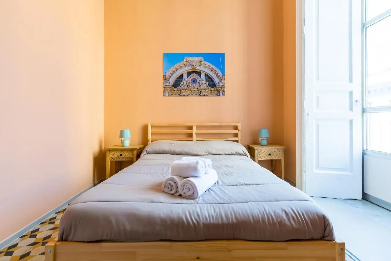 Apartment Casa Nostos Piedigrotta By Napoliapartments
